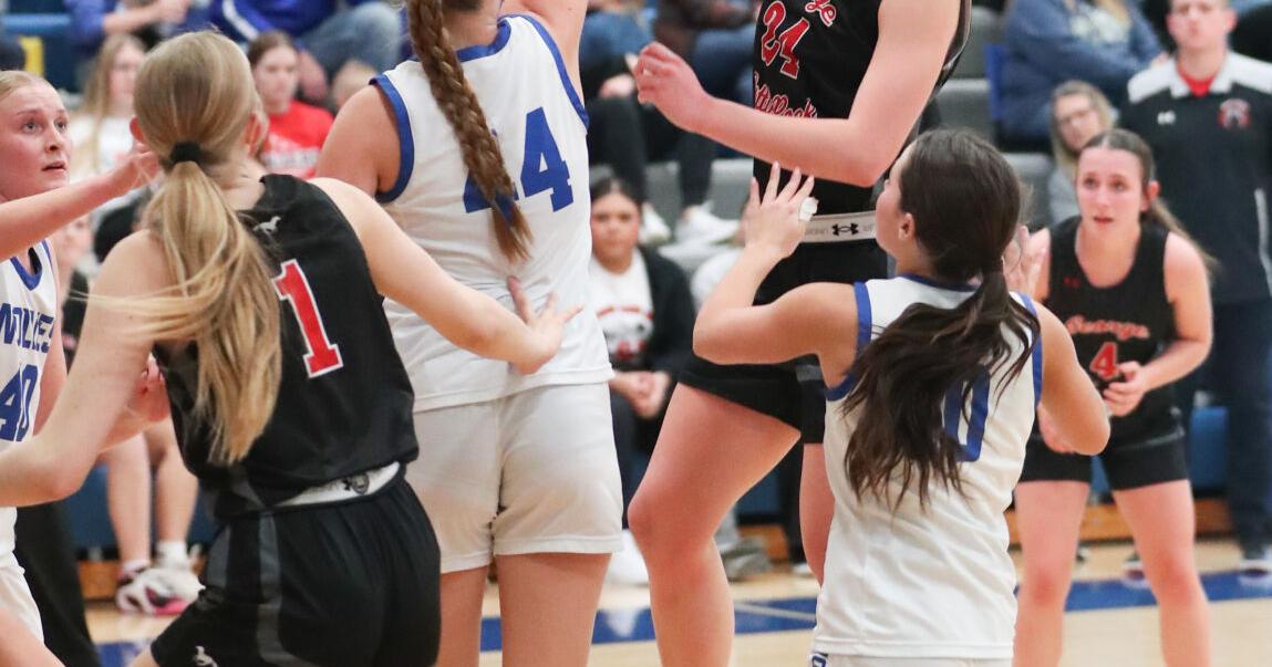 Girls Basketball: George-Little Rock vs Harris-Lake Park