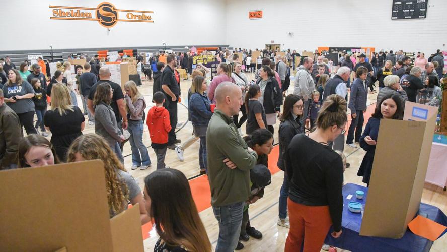 Lalk, Boon win Sheldon's Science Fair News