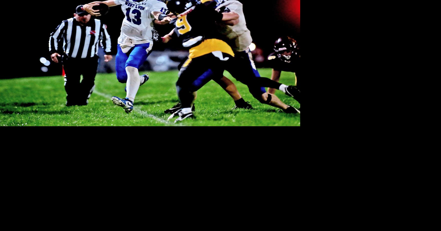 Fooball: West Lyon vs Hinton
