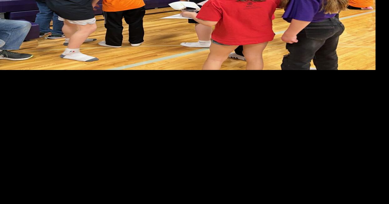 Students face problems to survive on Mars