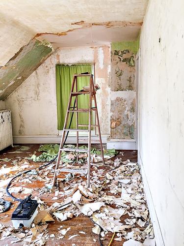Wallpapers coming down
