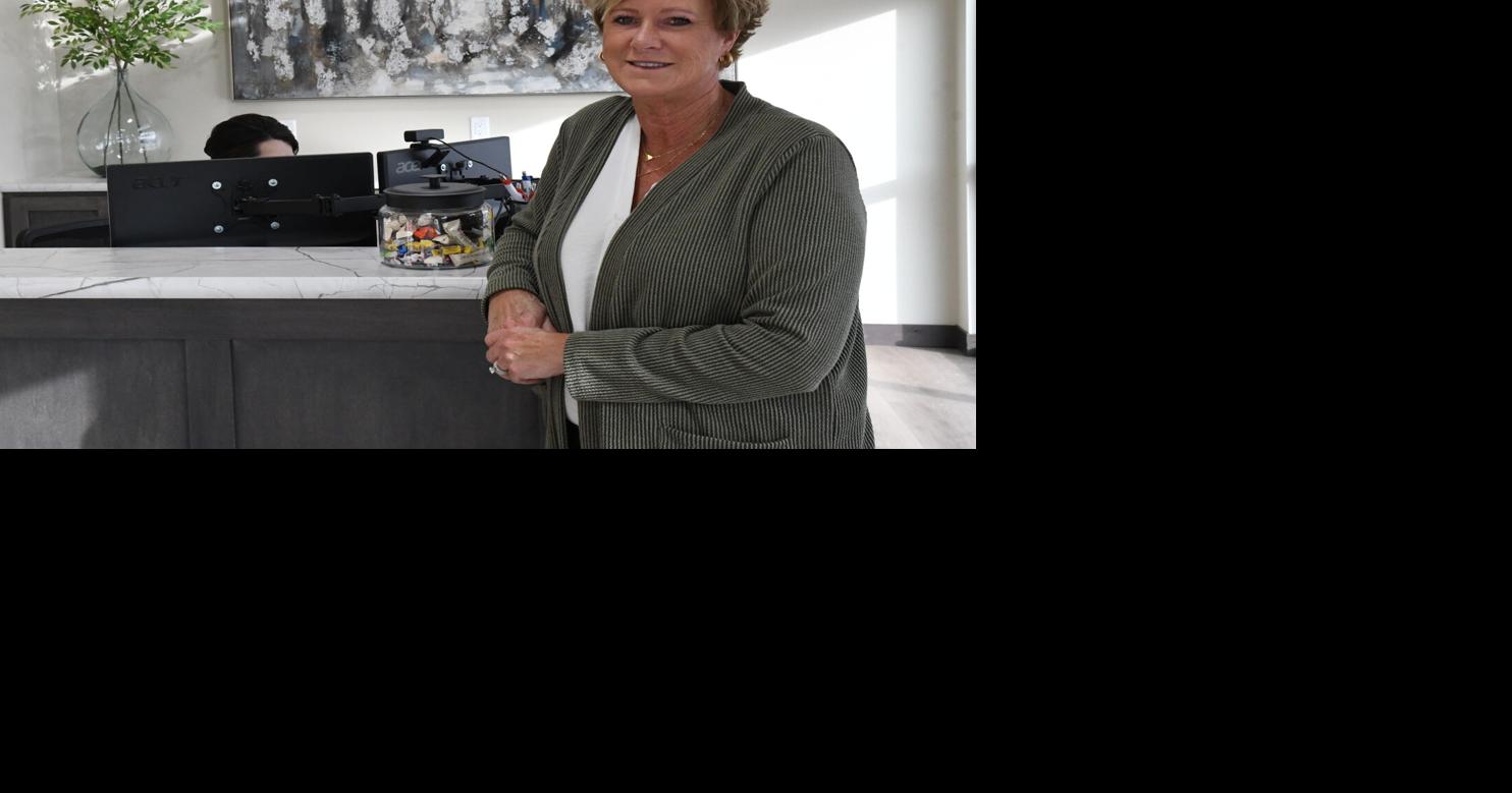 Vision Realty moves to new Sioux Center home