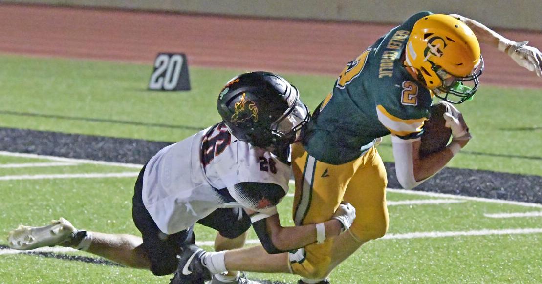 Gehlen football dominates second half to beat Sibley-Ocheyedan