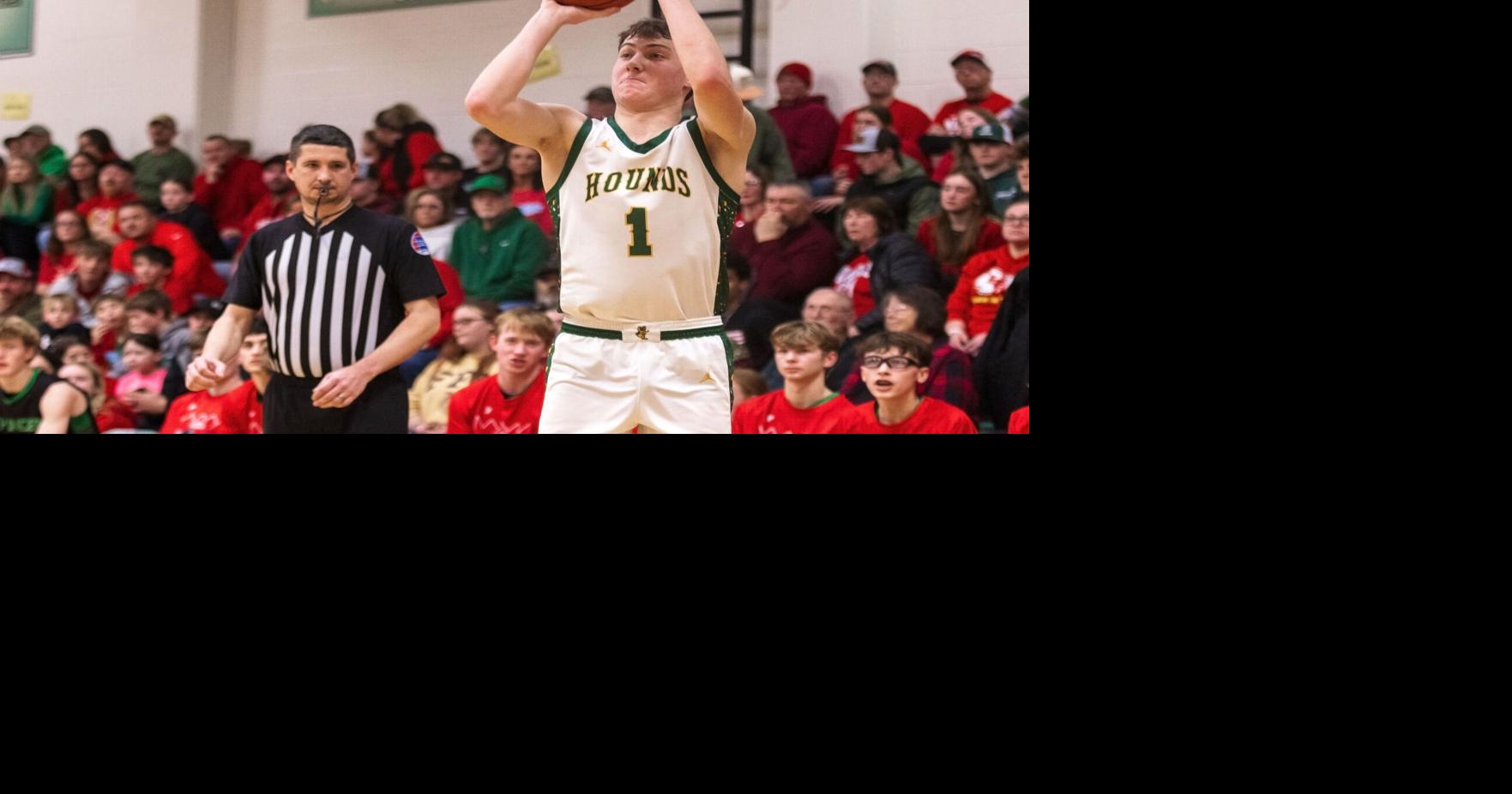 Spoofhound boys basketball falls in district championship, player talks ...
