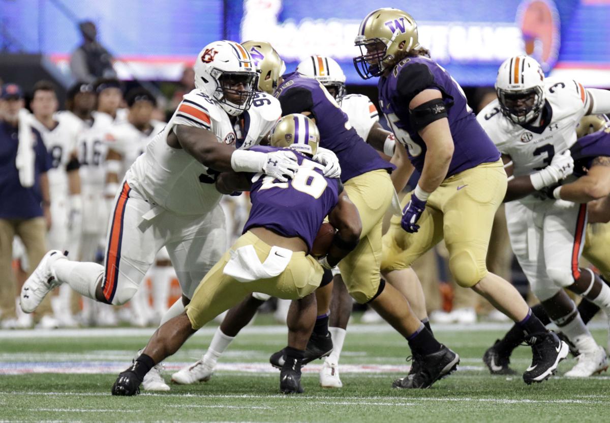 Flipping The Script Tigers Top Huskies In Atlanta With Late