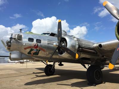 b 17 flying fortress