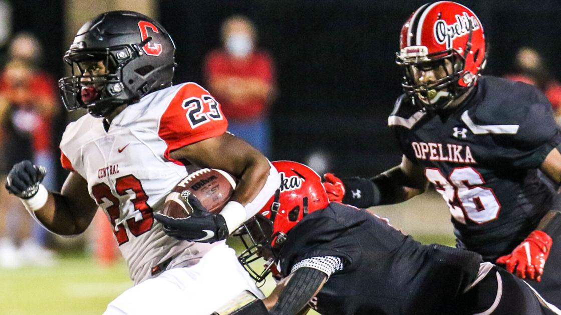 OANow.com - Central-Phenix City holds off late-charging Opelika in thriller image