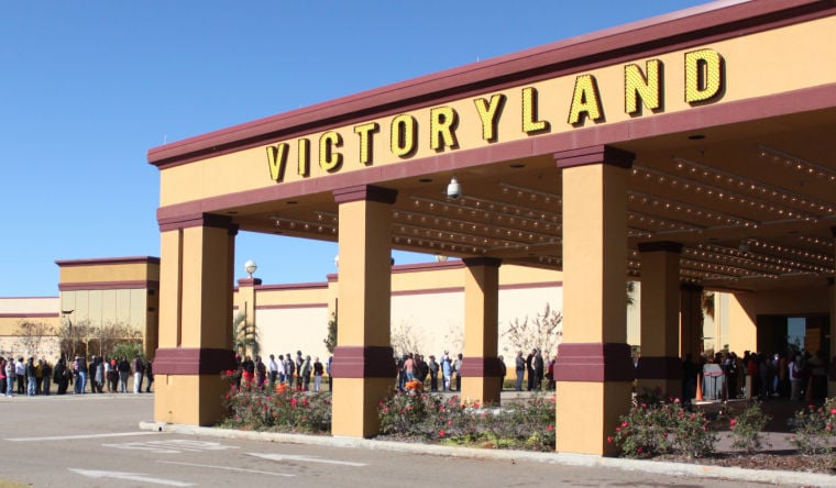 Victoryland closes