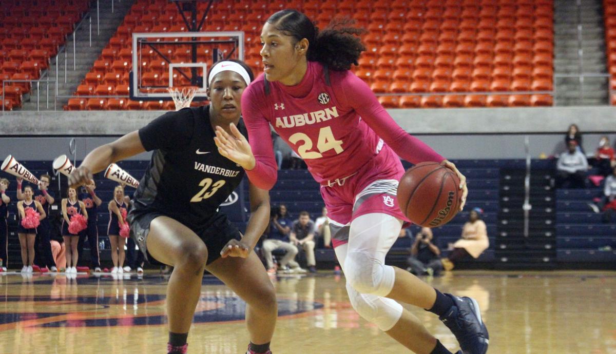 Auburn Surges To Beat Vanderbilt 70 62 Auburn University Sports