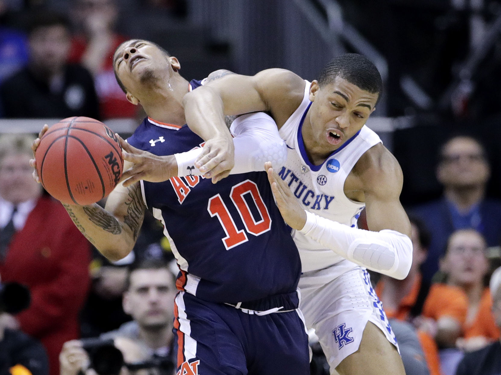 PHOTOS: Auburn Vs. Kentucky Basketball Through The Years | Photo ...