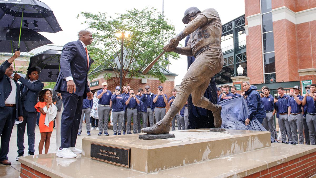 Auburn unveils Frank Thomas statue: 'Brought a tear to my eye' - Auburn  University Athletics