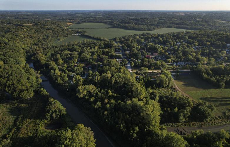 See the 10 Smallest Missouri Towns that Absolutely Refuse to Die