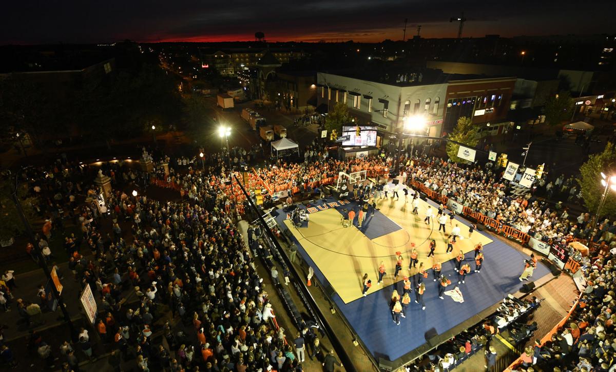 Tipoff at Toomer's