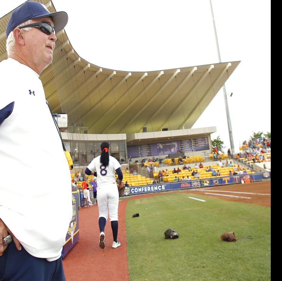 auburn-softball-coach-clint-myers-announces-retirement