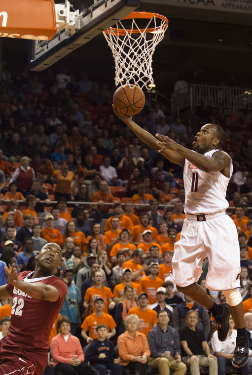 MEN'S BASKETBALL Auburn vs. Alabama Photo Gallery