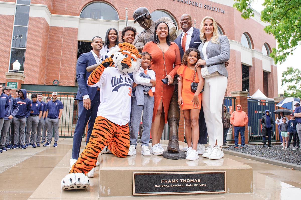 Auburn unveils Frank Thomas statue: 'Brought a tear to my eye' - Auburn  University Athletics