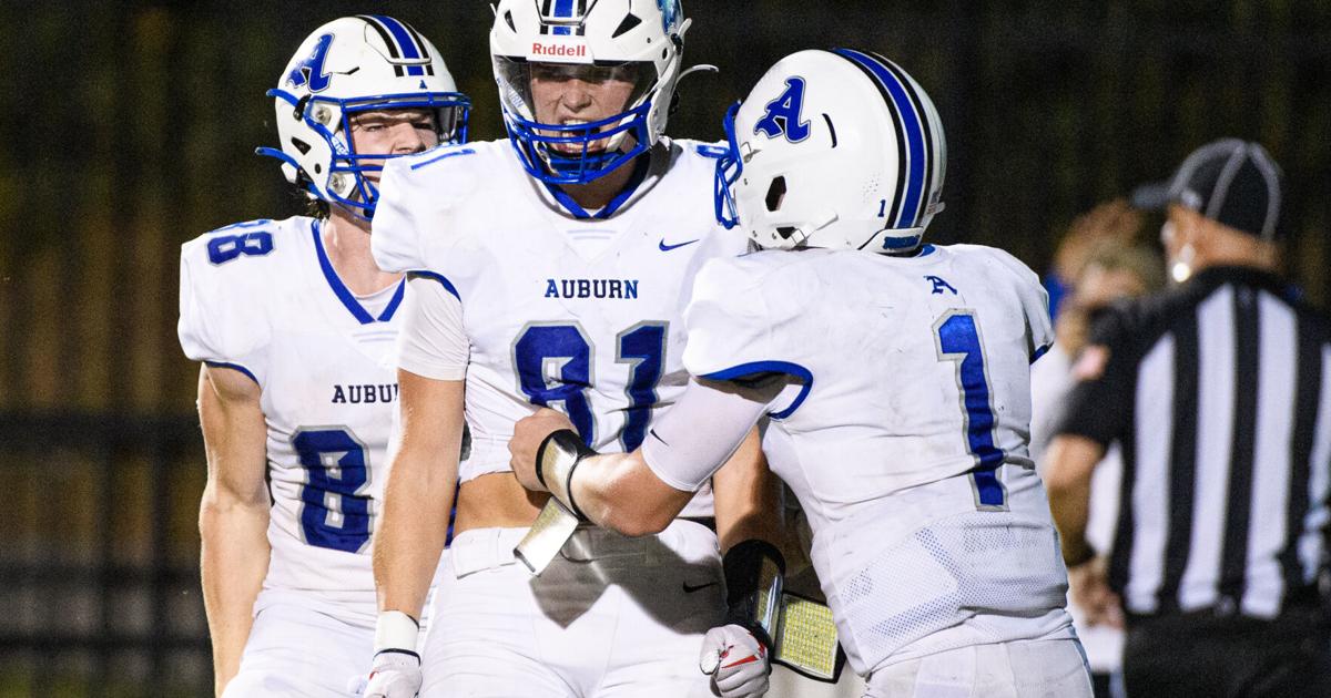 OANow.com - With 30 seconds left, Allen finds McLean as Auburn High defeats Opelika in instant rivalry classic image