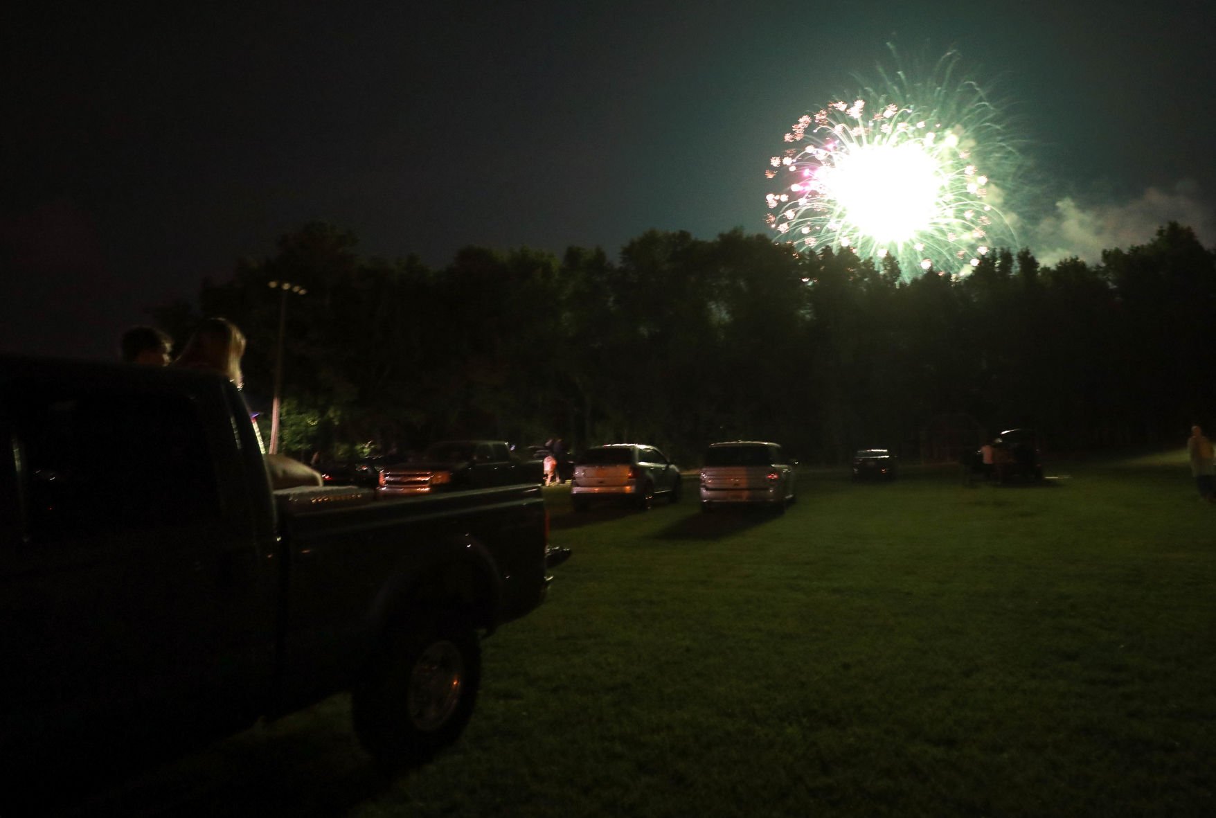 Community Auburn fireworks show