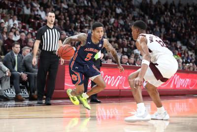 No 8 Auburn Wins Sec Opener On Road At Mississippi State Auburn