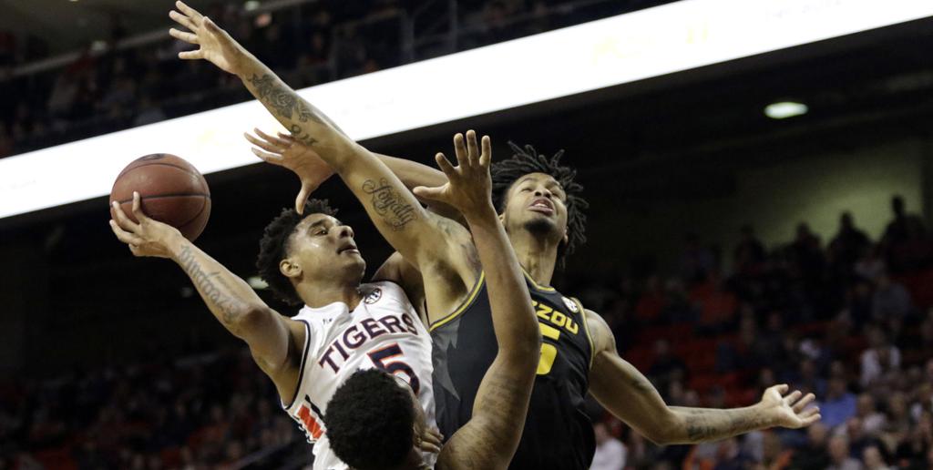 Pearl Bowman Not Coaching At Sec Tournament Out Of An Abundance