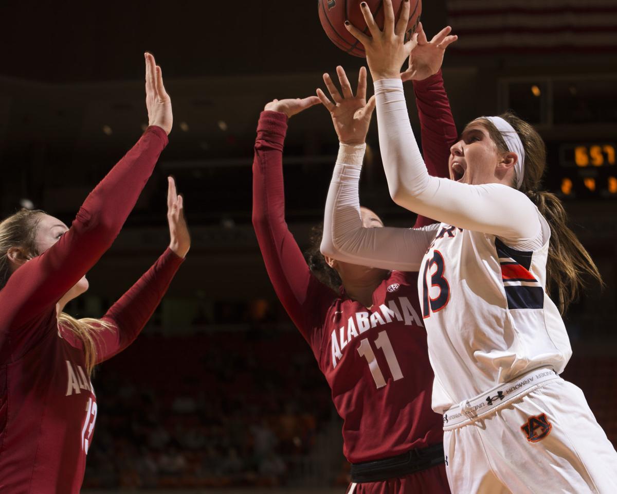 Auburn moves up in ESPN's bracketology; Frerking named SEC Player of
