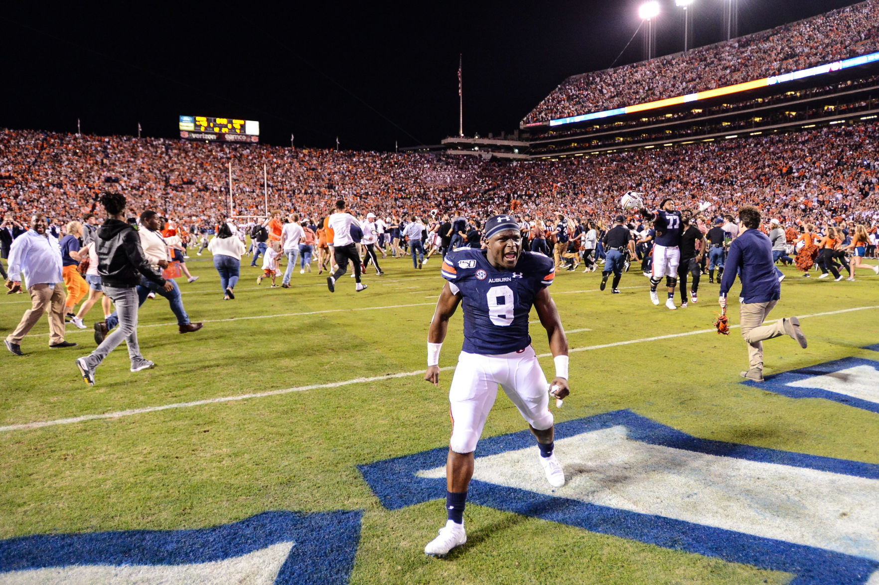 UNBELIEVABLE: Auburn Beats Alabama 48-45 In Wild Iron Bowl Win | Auburn ...