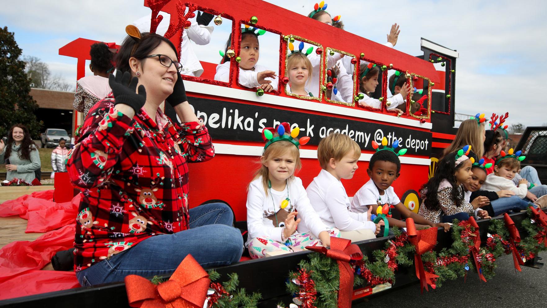 Opelika Christmas Parade 2021 Council Approves Opelika Christmas Parade Govt And Politics Oanow Com Opelika Christmas Parade 2021 Council Approves Opelika Christmas Parade Govt And Politics Oanow Com