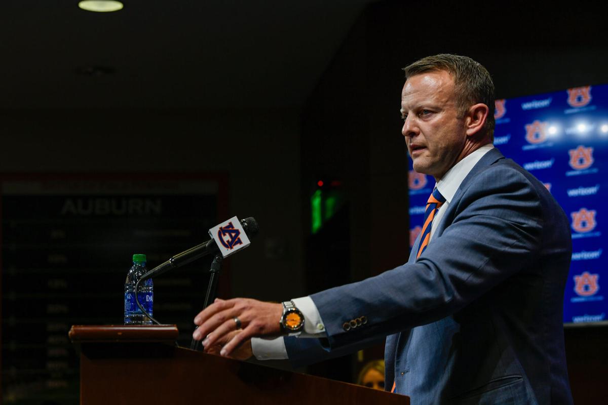 AU FB Bryan Harsin (copy)
