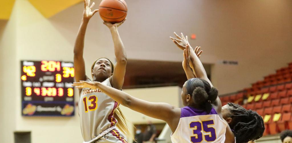 Big Dance Bound Tuskegee Women S Basketball Selected For Division Ii Ncaa Tournament College Sports Oanow Com Siac Basketball Tournament 2022