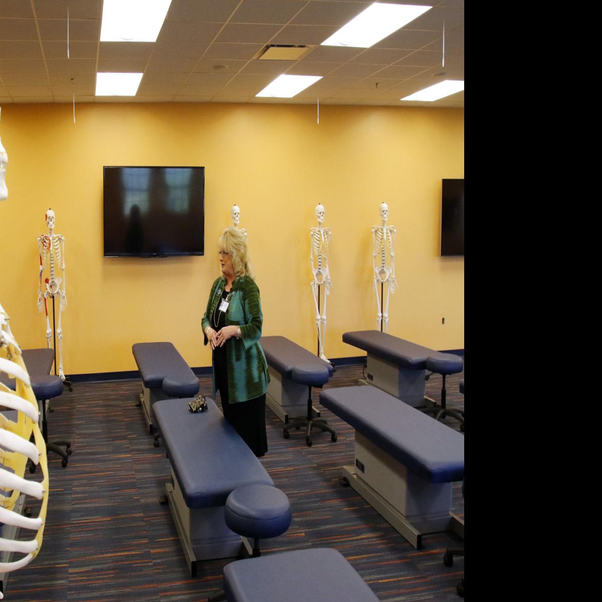 Auburn S New Medical School Hosts First Day For Students Local