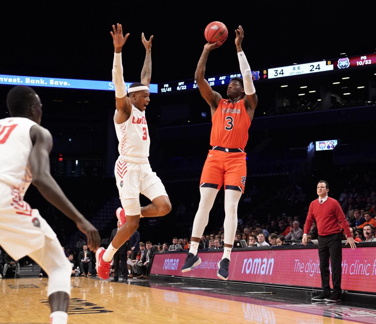 Roman Legends Classic: Auburn vs New Mexico