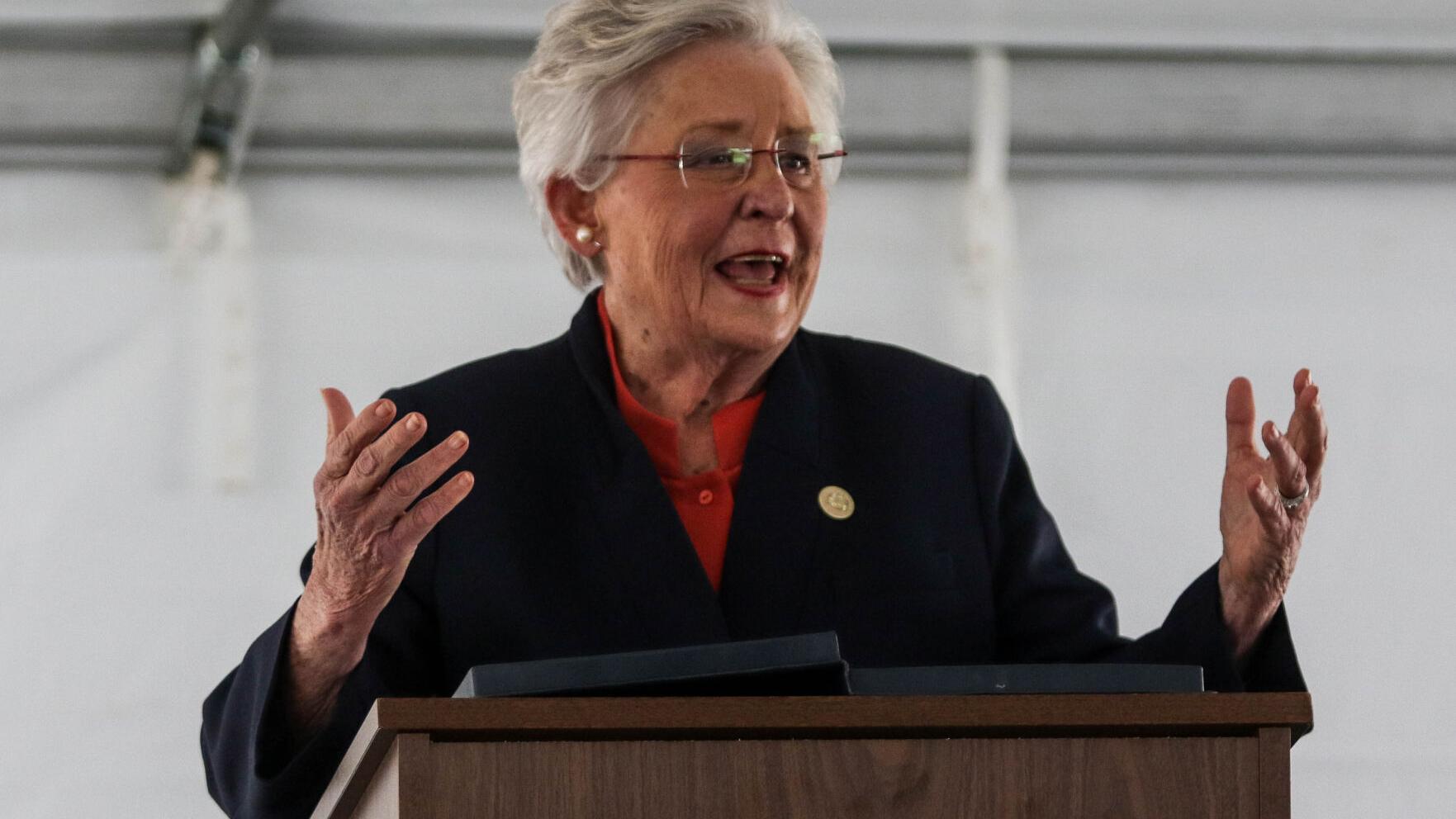 Watch now: Ivey tours Auburn vialmaker, assures Alabama will get its share of vaccines - Vimarsana News