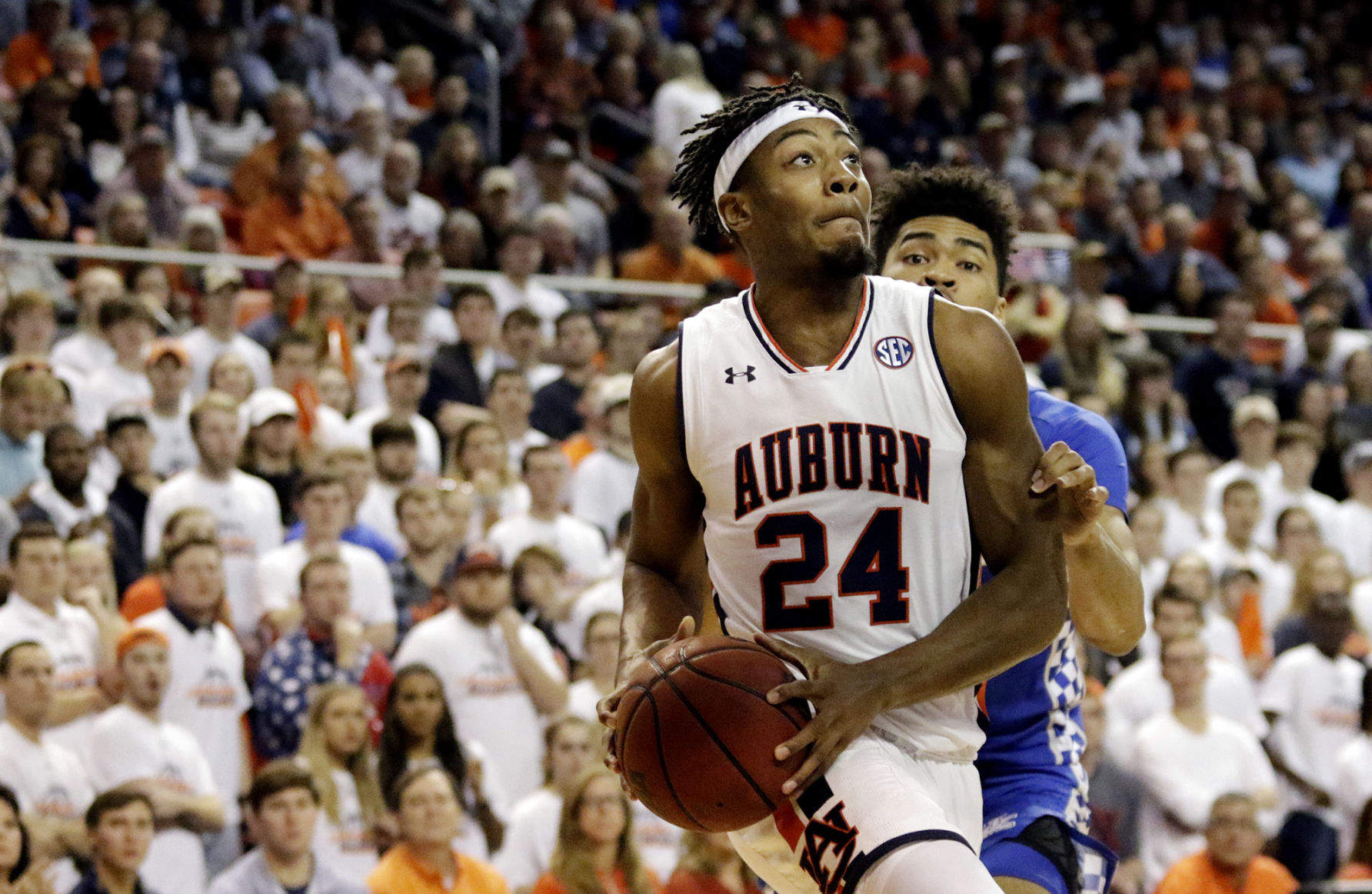 PHOTOS: Auburn Men's Basketball Vs. Kentucky | Photo Gallery | Oanow.com