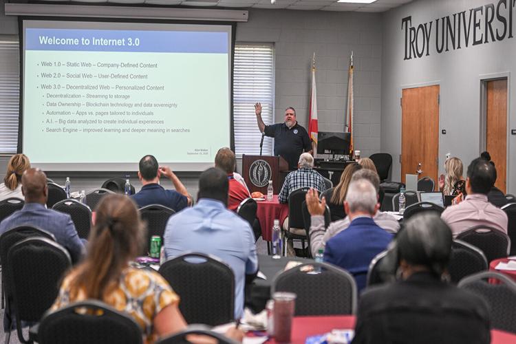 Everett Symposium focuses on ethical AI use