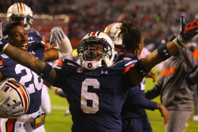 Up To The Challenge Auburns Underdog Defensive Backs Meet