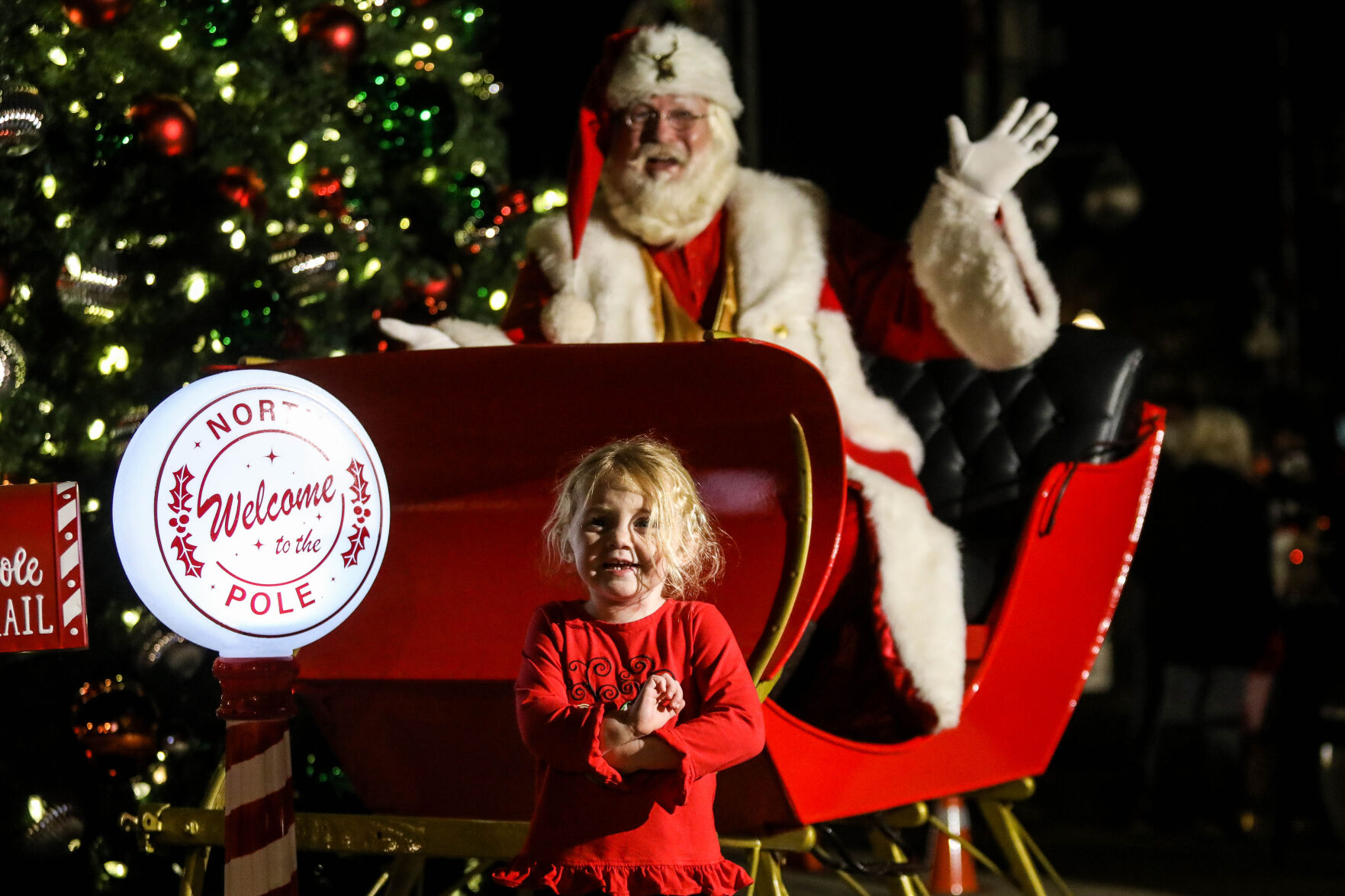 Thousands flock to Opelika for Christmas in a Railroad Town event