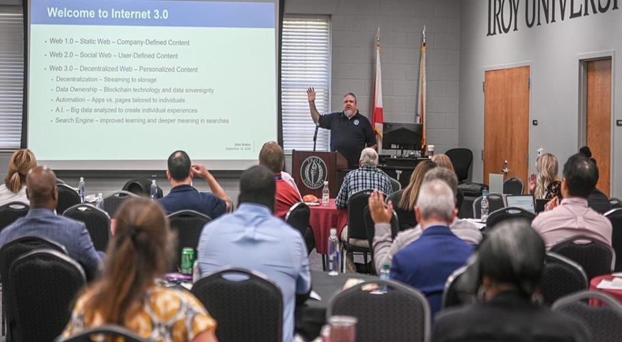 Everett Symposium focuses on ethical AI use