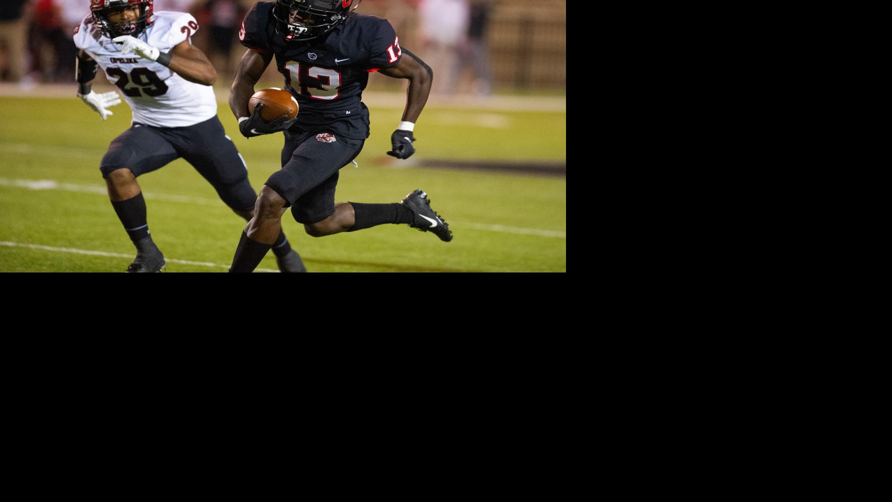 OANow.com - High school football scoreboard: Dadeville comes back in final minute; Central tops Opelika image