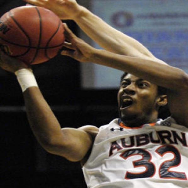 Au Men S Basketball Two Tigers Dismissed One Suspended For Rules