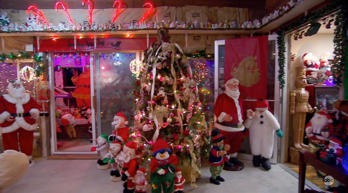 100 000 lights 90 inflatables and more nebraska couple omaha nebraska christmas lights