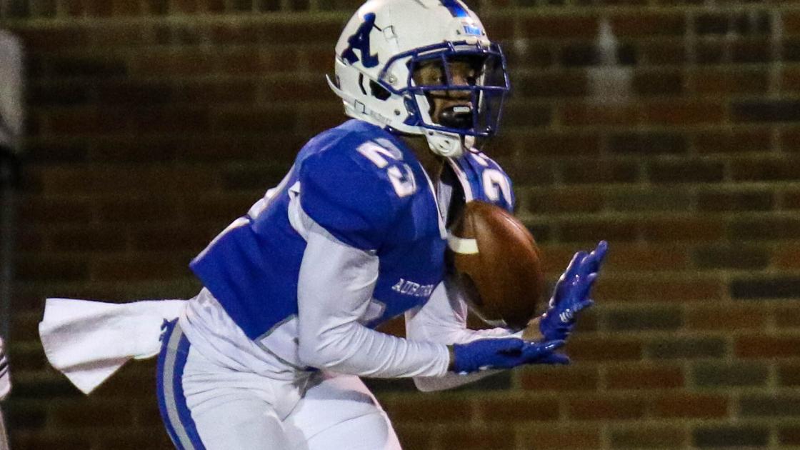 OANow.com - No. 3 Auburn High picks up steam in second half, downs Bob Jones image