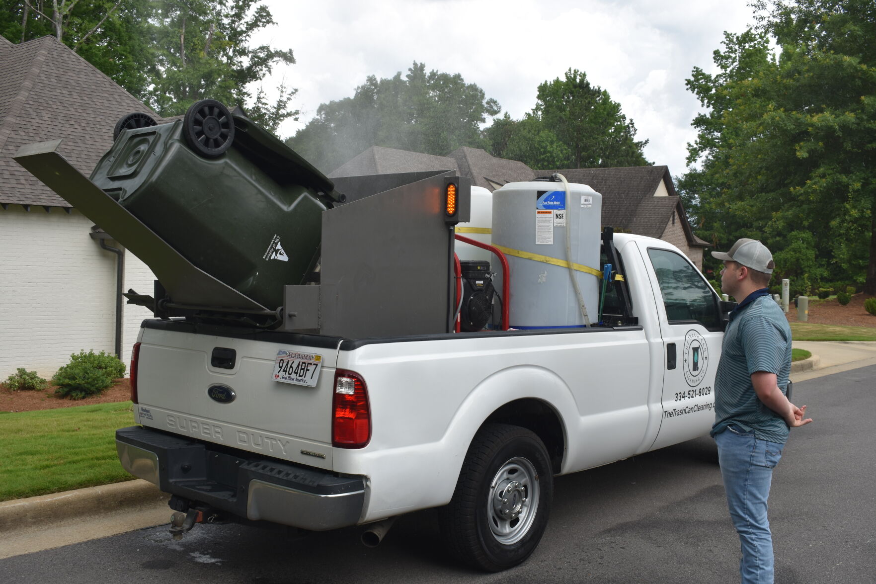 Auburn man makes business out of local trash can stench