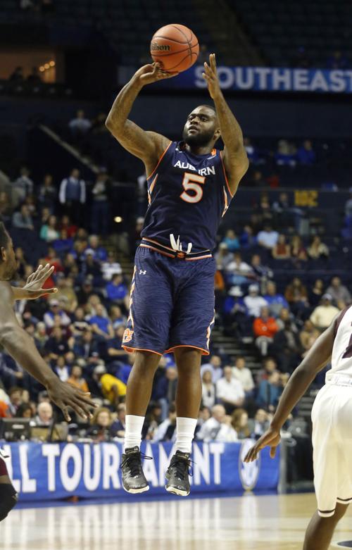 Cinmeon Bowers Suspended For Sec Semifinal Vs Kentucky Auburn