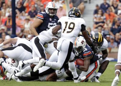 Jatarvious Whitlow Leaves Southern Miss Game With Injury Auburn University Sports Oanow Com