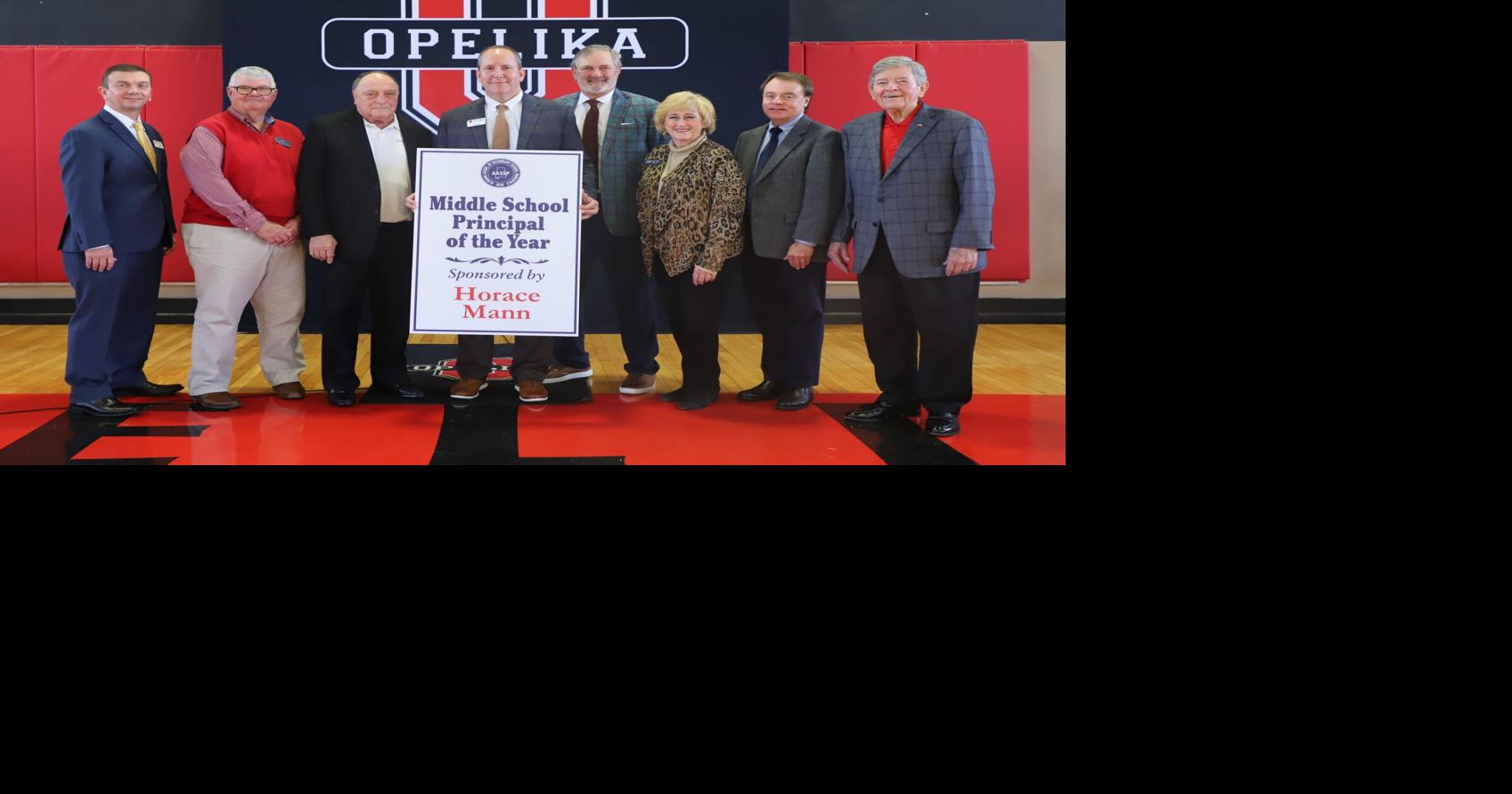 Opelika Middle School principal earns Alabama award