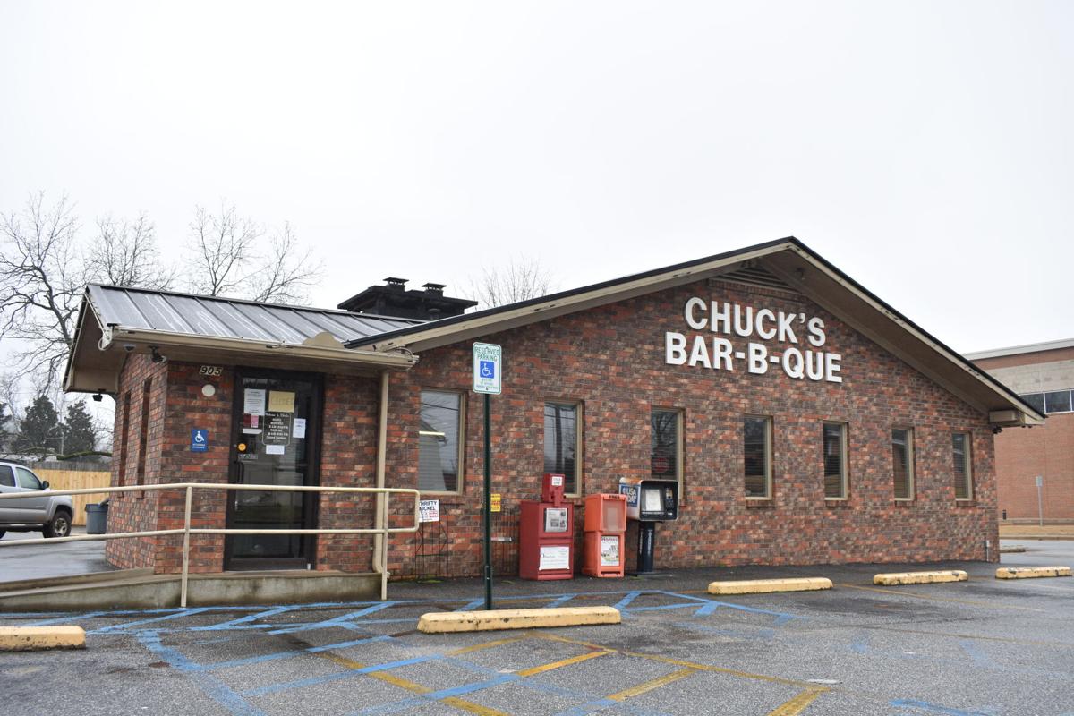 Chuck's Bar-B-que.JPG