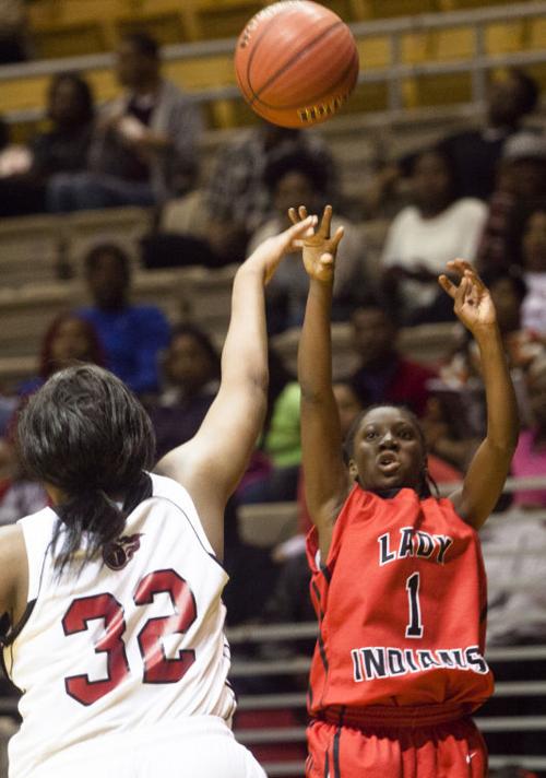Girl S Basketball Loachapoka Vs Holy Spirit 40 High School