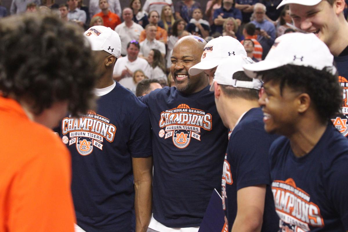 For his 'forever home': Jabari Smith named Auburn's first All-American  since 1999