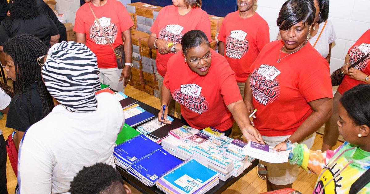 Lee County school supply drives help teachers