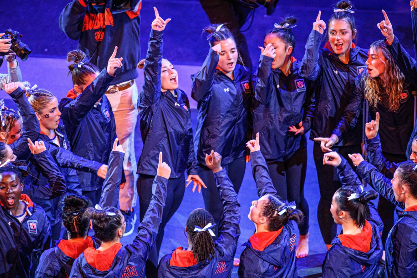 Auburn gymnastics holds preview meet